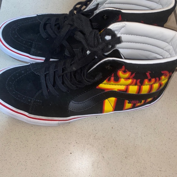 Trasher vans - Picture 4 of 5